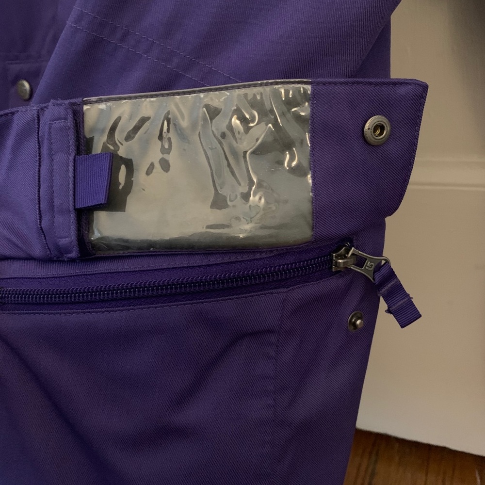 Snowboard Jacket - Picture 8 of 10